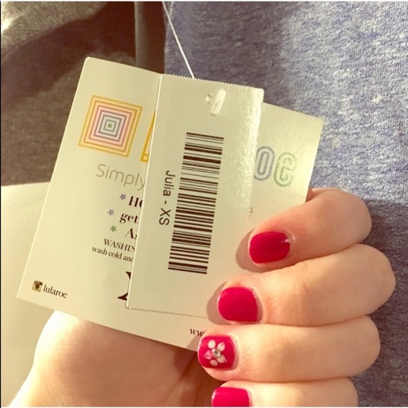 Lularoe Julia - Picture 2 of 6